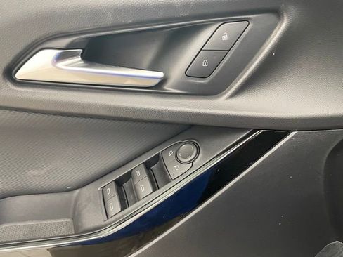 New 2026 Chevrolet Equinox LT AWD/4WD image 9