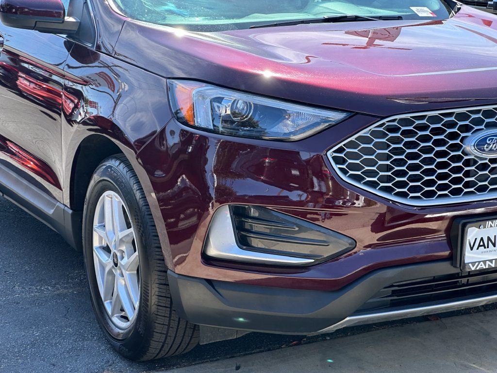 Used 2024 Ford Edge SEL AWD/4WD image 8