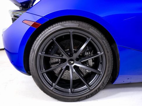 Used 2021 McLaren 720S Performance image 17