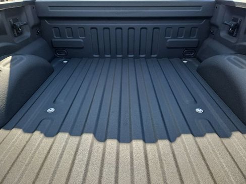 Used 2023 Ford F150 Raptor w/ Raptor Carbon Fiber Package AWD/4WD image 13