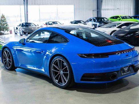 Used 2022 Porsche 911 Carrera S image 4