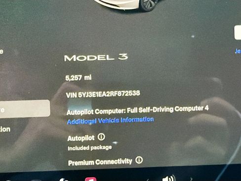 Used 2024 Tesla Model 3 Standard Range image 38