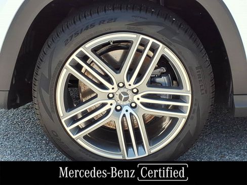 Used 2026 Mercedes-Benz GLS 450 4MATIC image 4