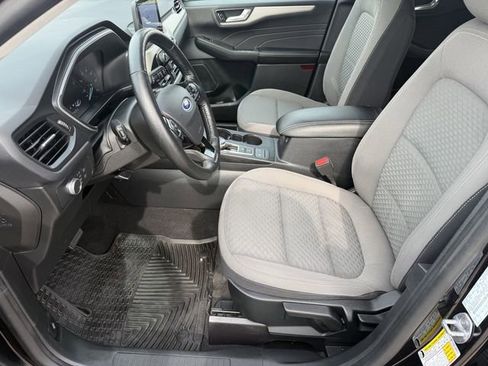 Used 2021 Ford Escape SE w/ Cold Weather Package AWD/4WD image 19