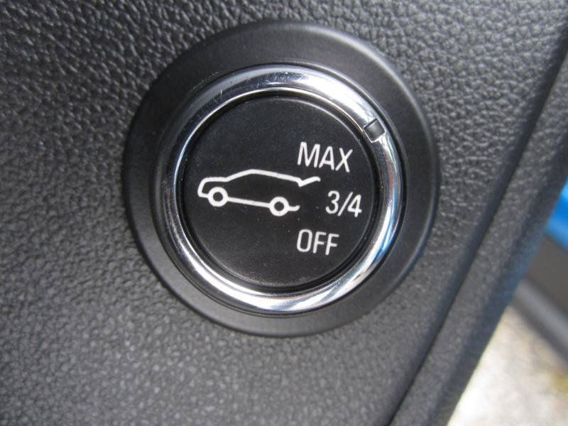 Used 2020 Chevrolet Blazer RS AWD/4WD image 25