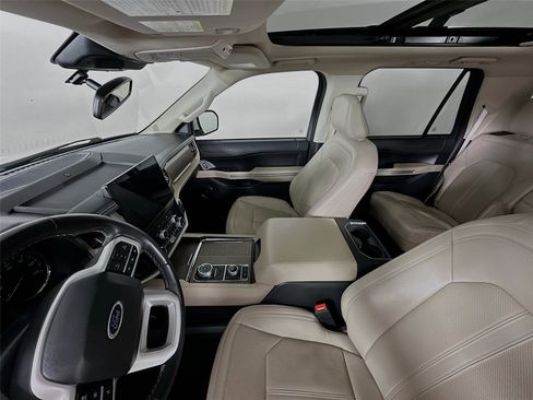 Used 2024 Ford Expedition Max Limited image 11