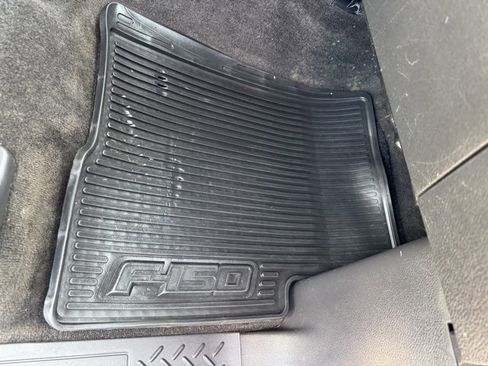 Used 2014 Ford F150 XLT w/ XLT Chrome Package image 36