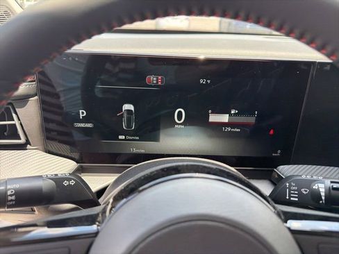 Used 2026 Nissan Kicks SR w/ Cold Weather Package AWD/4WD image 11