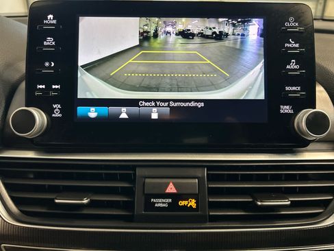Used 2022 Honda Accord Sport image 5