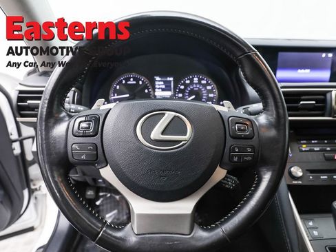 Used 2018 Lexus IS 300 AWD w/ Comfort Package image 10