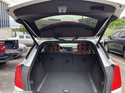 Used 2019 Cadillac XT5 Luxury FWD image 16