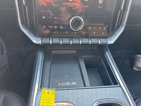 Used 2024 GMC Acadia Elevation w/ LPO, Floor Liner Package FWD image 21