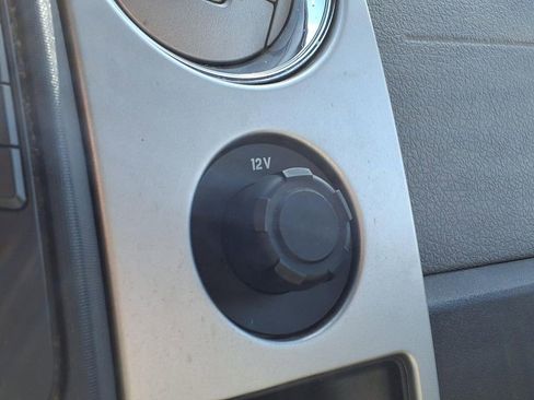 Used 2013 Ford F150 XLT w/ Luxury Equipment Group image 19