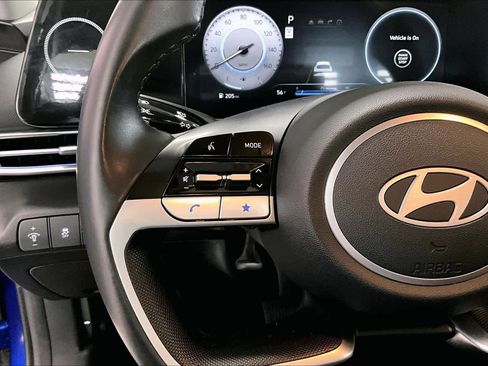 Used 2024 Hyundai Elantra SEL w/ Convenience Package image 21