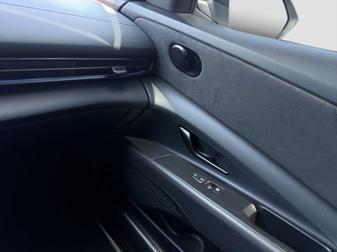 Used 2025 Hyundai Elantra N FWD image 29