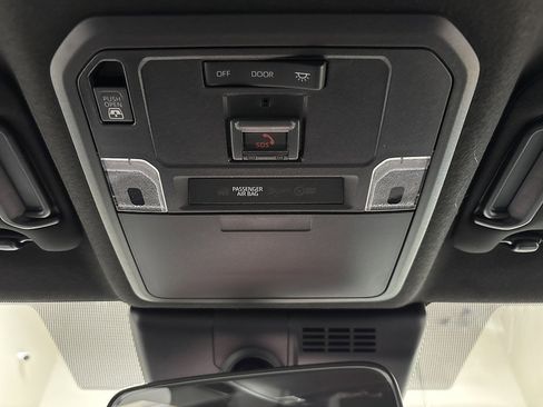 New 2026 Toyota 4Runner 4WD image 15