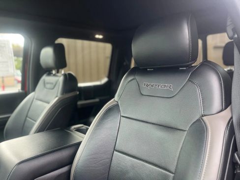 Used 2018 Ford F150 Raptor w/ Equipment Group 802A Luxury image 33