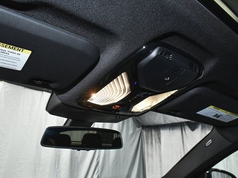 Used 2025 BMW X4 xDrive30i image 43