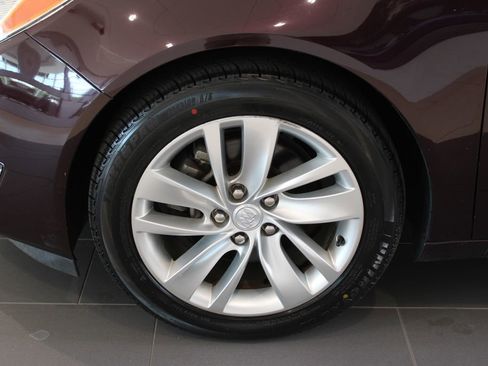 Used 2017 Buick Regal AWD image 27