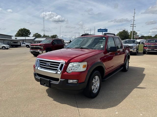 Used 2010 Ford Explorer Sport Trac XLT AWD/4WD image 3