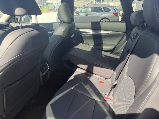 Used 2024 INFINITI QX50 Luxe AWD/4WD image 17
