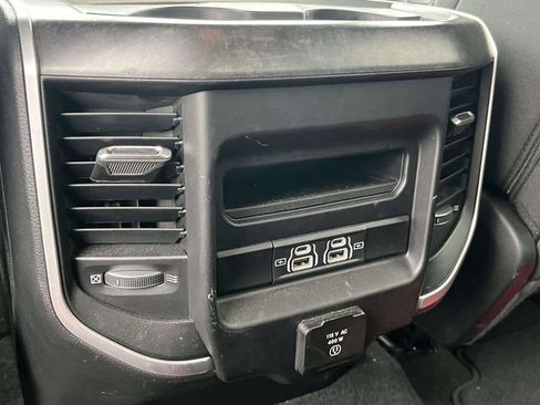 Used 2021 RAM 1500 Big Horn image 19