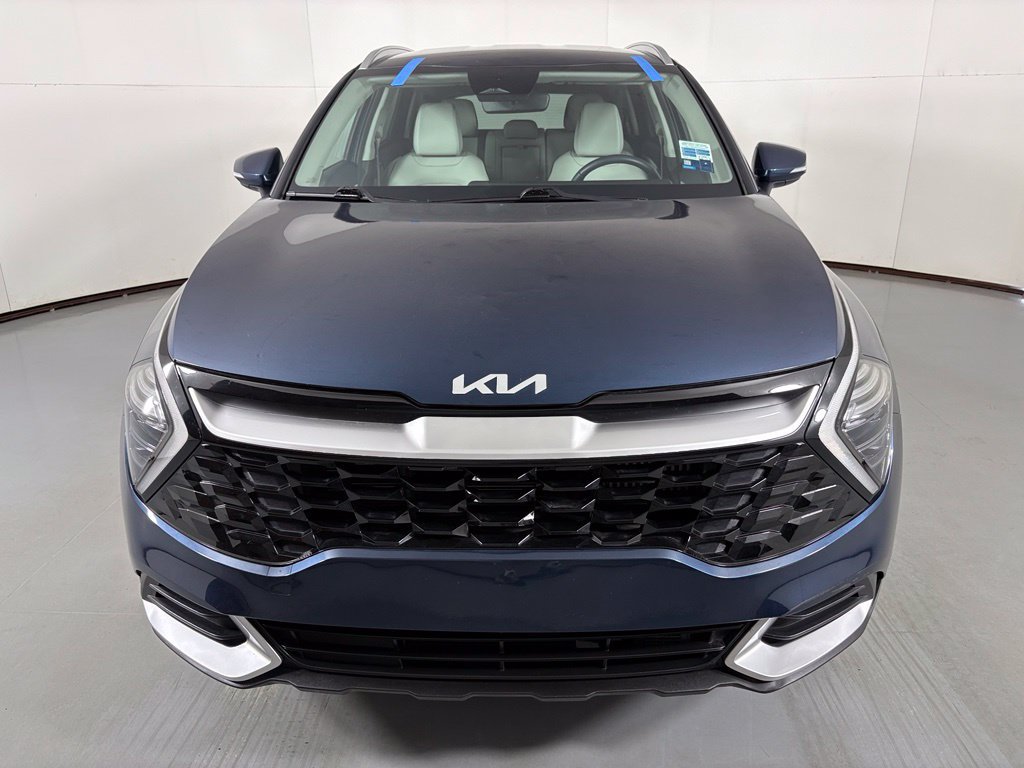 Used 2025 Kia Sportage EX AWD/4WD image 3
