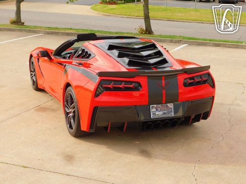 Used 2018 Chevrolet Corvette Stingray Coupe w/ 1LT image 22