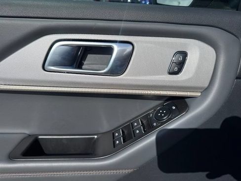 New 2026 Ford Explorer Active w/ Active Comfort Package AWD/4WD image 20
