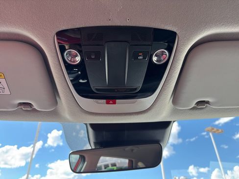 Used 2025 Kia Seltos SX image 38