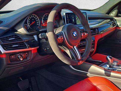 Used 2018 BMW X5 M AWD/4WD image 9