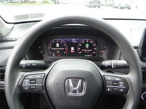 Used 2023 Honda Accord EX image 26