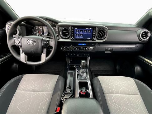 Used 2022 Toyota Tacoma TRD Sport image 13