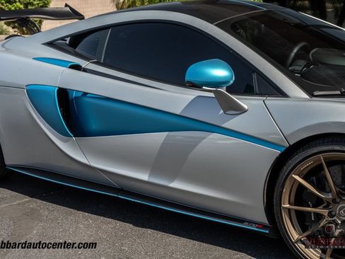 Used 2017 McLaren 570S Coupe RWD image 33