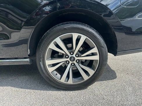 Certified 2020 Ford Expedition Platinum RWD image 38