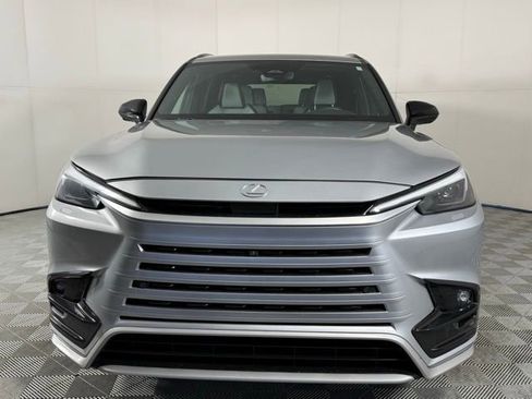 Used 2024 Lexus TX 500h AWD w/ Technology Package image 11