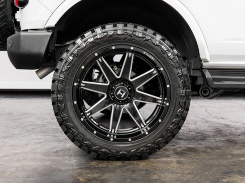 Used 2025 Ford Bronco Outer Banks AWD/4WD image 25