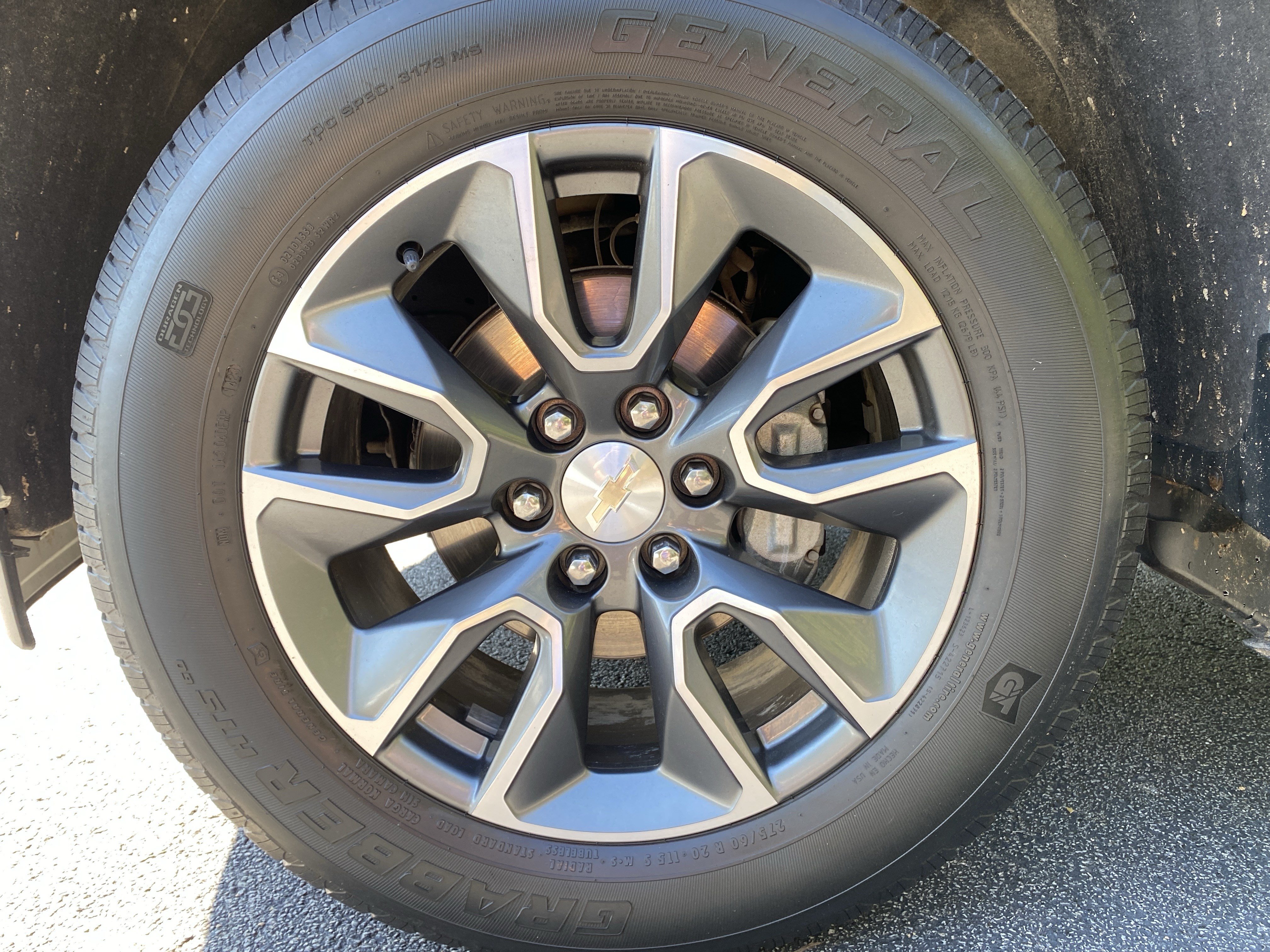 Used 2023 Chevrolet Silverado 1500 LT AWD/4WD image 40