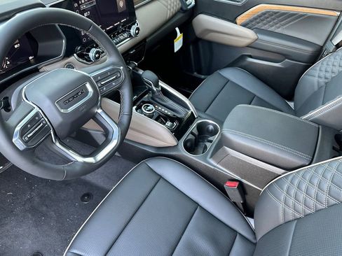New 2026 GMC Canyon Denali AWD/4WD image 7