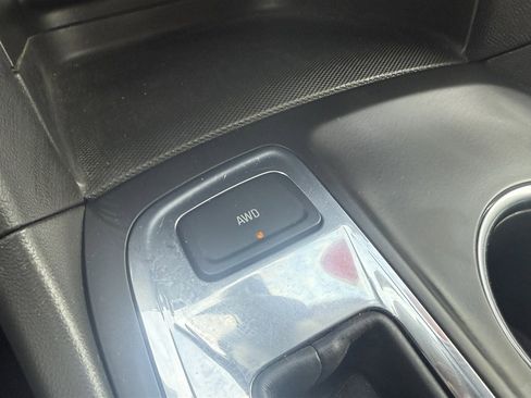 Used 2023 Chevrolet Equinox LT image 45