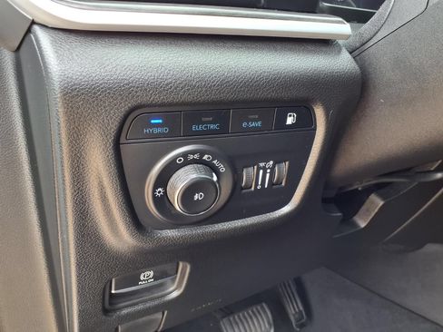 Used 2024 Jeep Grand Cherokee Limited 4xe AWD/4WD image 24