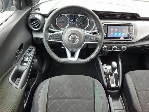 Used 2020 Nissan Kicks S FWD image 11