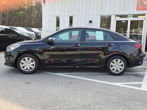 Used 2021 Kia Rio LX image 3