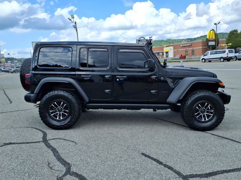 Used 2026 Jeep Wrangler Unlimited Rubicon 392 w/ Quick Order Package 27X Moab AWD/4WD image 8