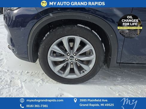 Used 2019 INFINITI QX50 Luxe w/ Navigation Package image 30