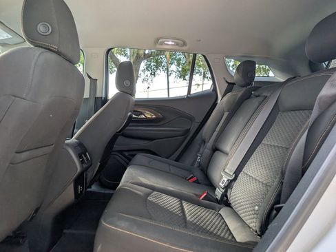 Used 2018 GMC Terrain SLE FWD image 17