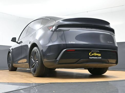 Used 2026 Tesla Model Y Long Range AWD/4WD image 48