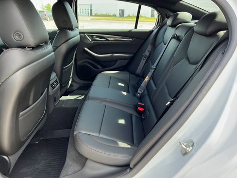 New 2026 Cadillac CT5 V AWD/4WD image 5
