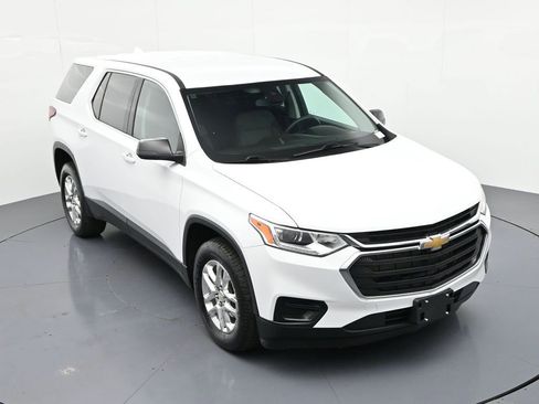 Used 2021 Chevrolet Traverse LS AWD/4WD image 22