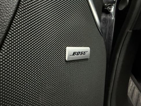 Used 2024 GMC Yukon XL Denali image 15